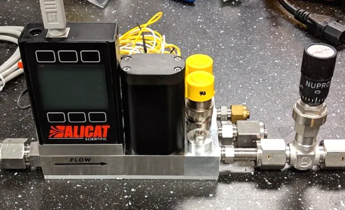 Inchfab 在纳米级制造系统中使用质量流量和压力控制